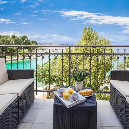 Gostinjska kuća & Milcetic D Malinska